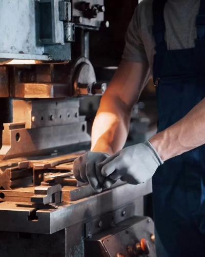 Fabricação de peças e componentes